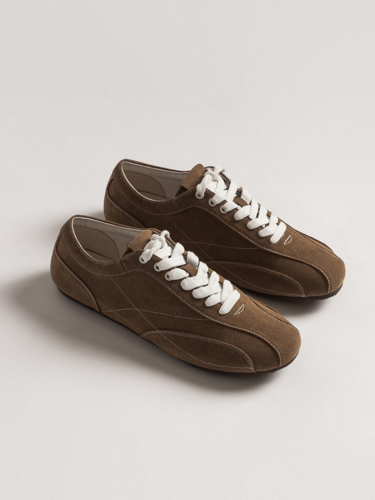 Leather casual shoes